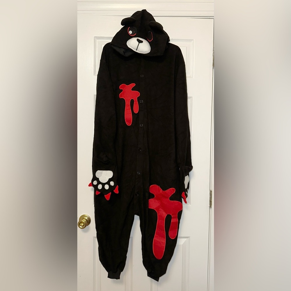 Black bear onesie. Small.